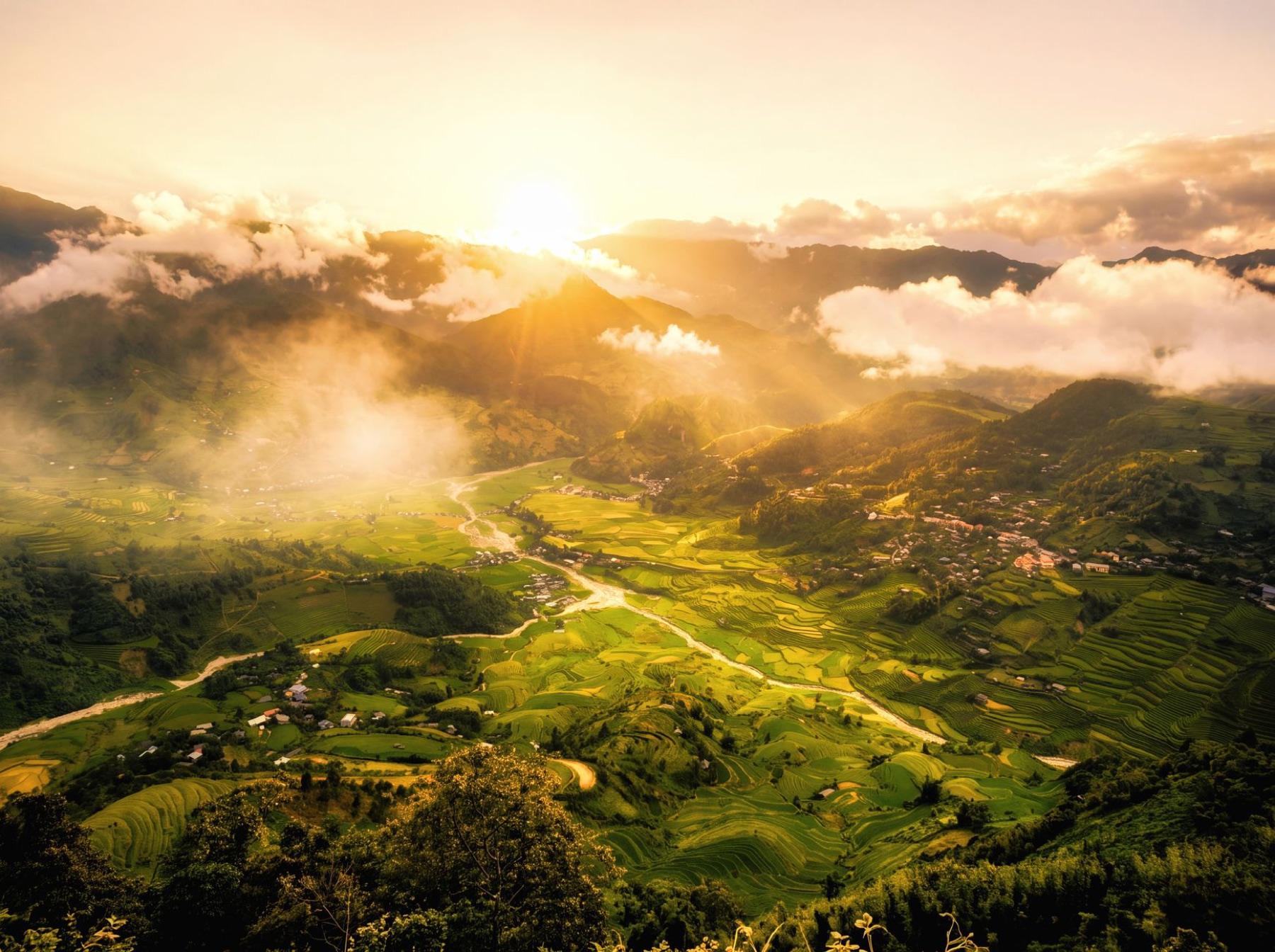 Mai Chau — Getting there & around